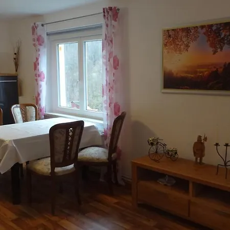Apartament Erzgebirgswohnung Goetze Glashutte (Saxony)