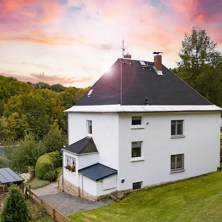 Erzgebirgswohnung Goetze Glashutte (Saxony)